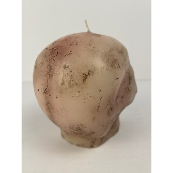 Bleeding Skull Candle - Picture 3 of 3